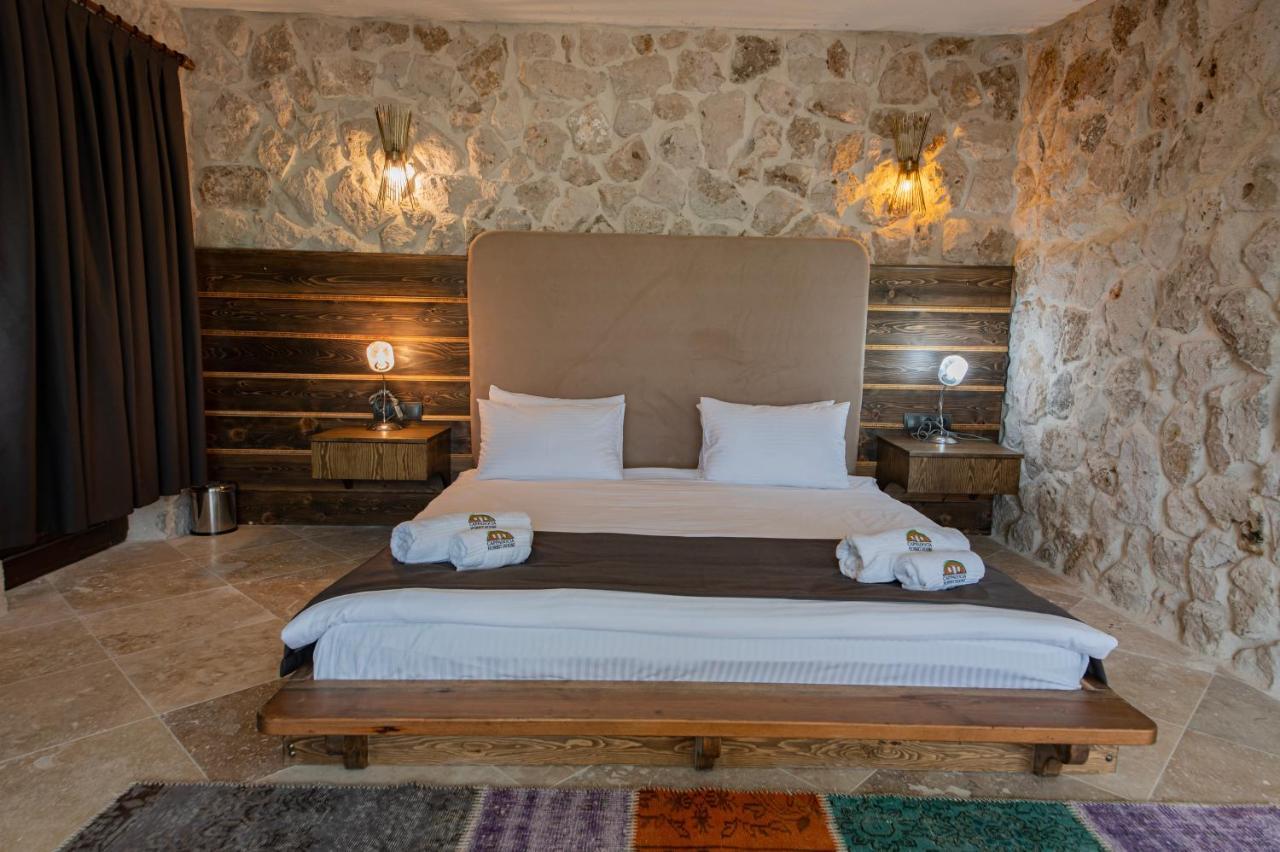 Cappadocia Hobbit House Hotel Nevsehir Exterior photo